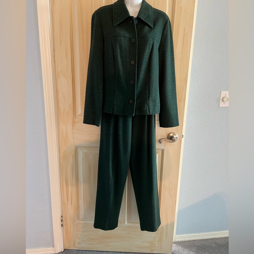 Vintage Weekenders Women's Textured Suit Size SP. - Picture 2 of 13